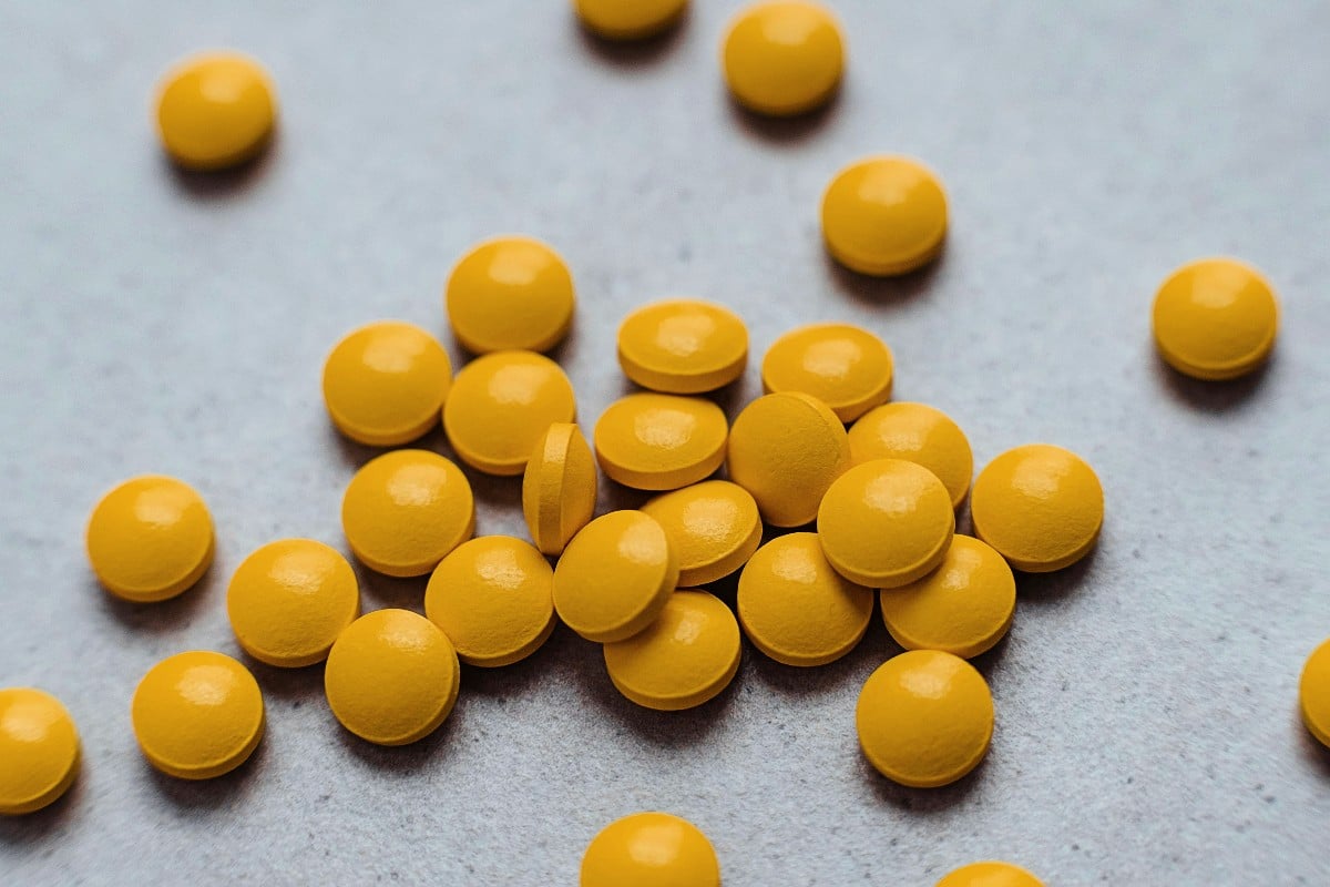 Eine visuelle Darstellung von generischen Cialis-Tabletten.